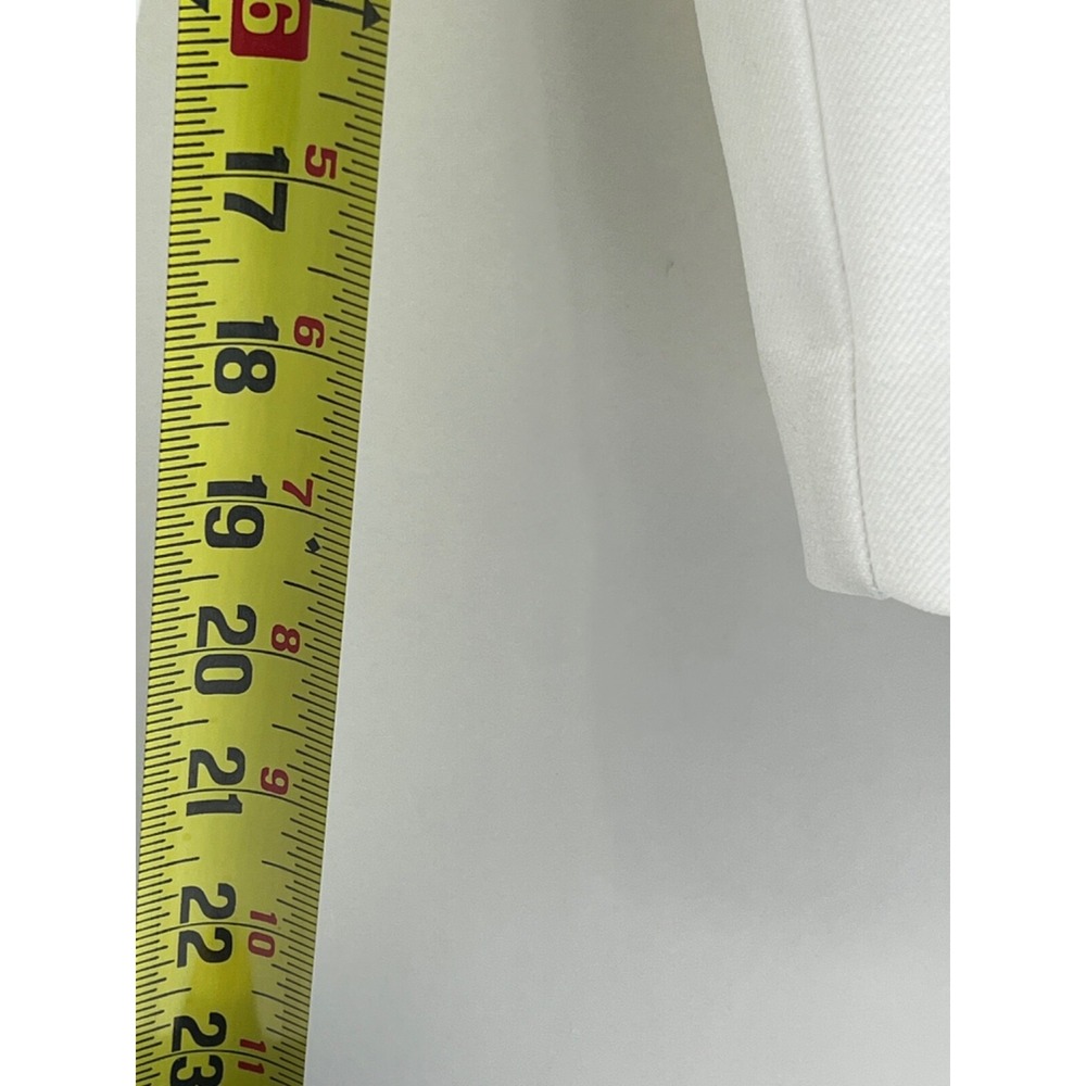 Alfred Dunner Cropped Pants Women's Sz 12 White 3 Button Leg Accents Stretch - Picture 9 of 12
